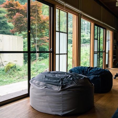 山の中の一棟貸切宿 五番地 Nambu (Yamanashi) Eksteriør bilde