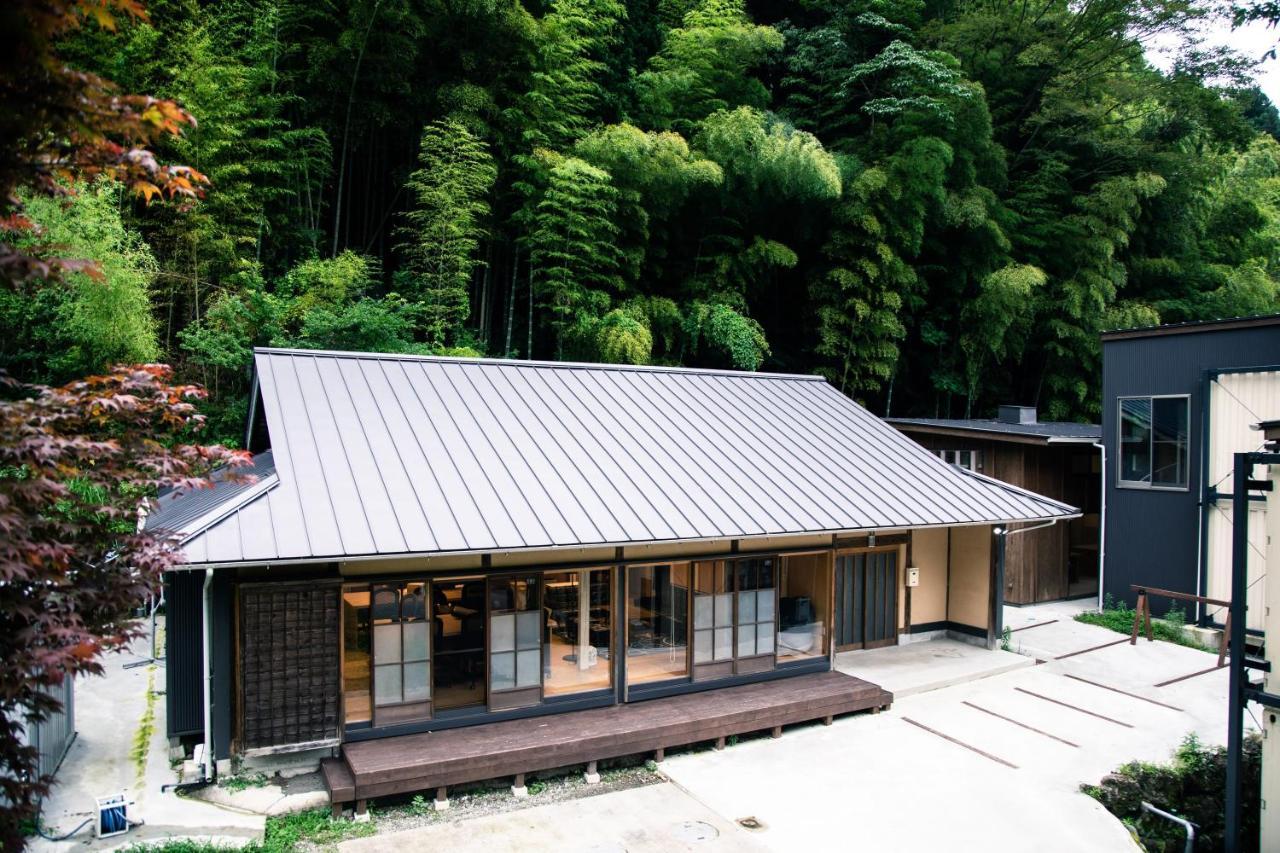 山の中の一棟貸切宿 五番地 Nambu (Yamanashi) Eksteriør bilde