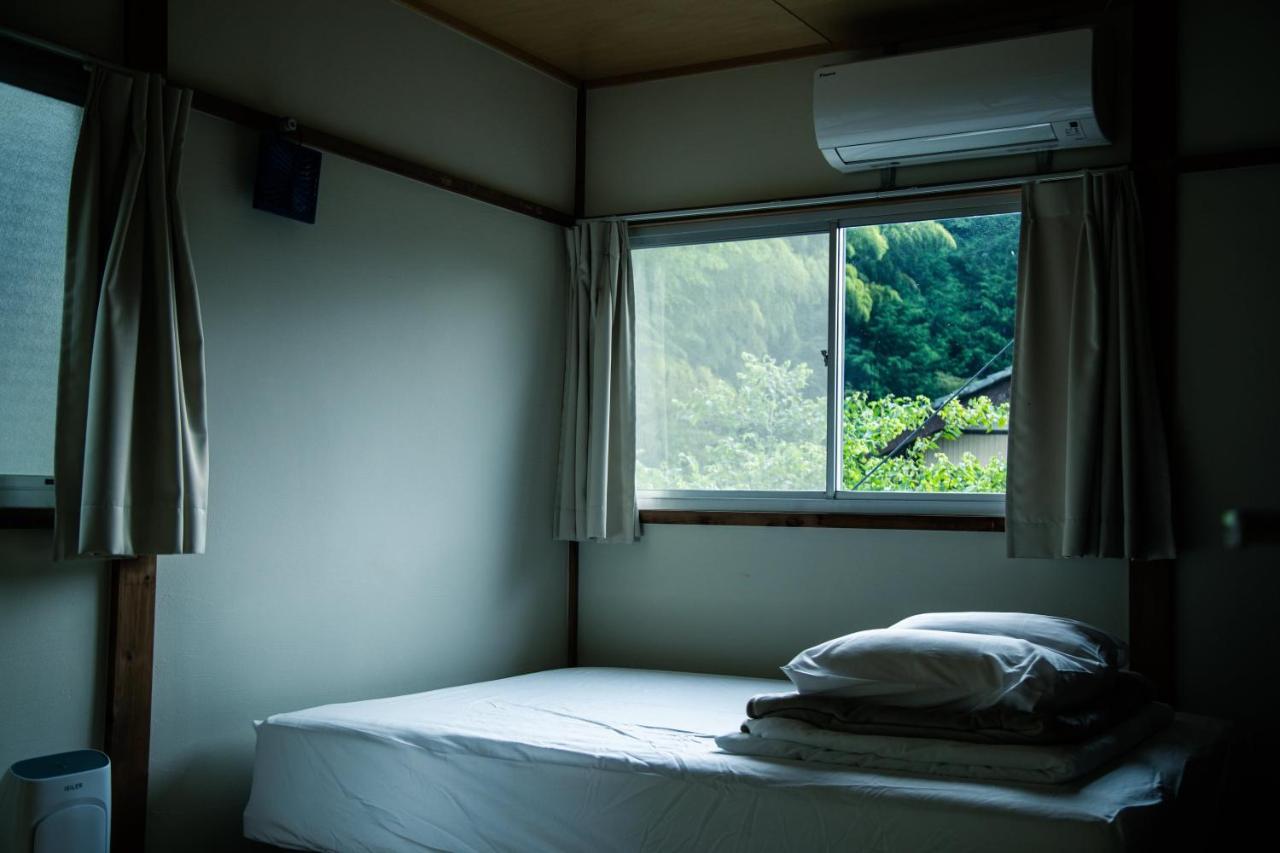 山の中の一棟貸切宿 五番地 Nambu (Yamanashi) Eksteriør bilde